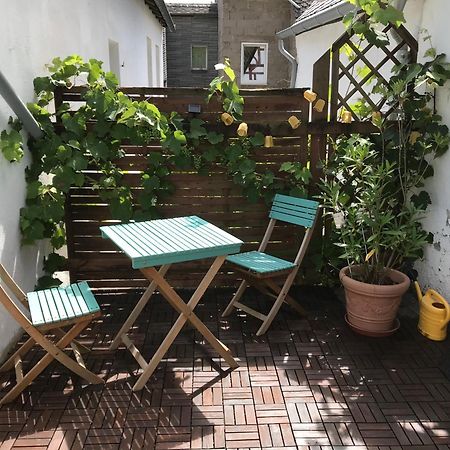 Schraeges Haus Villa ทรัยส์-คาร์เดิน ภายนอก รูปภาพ